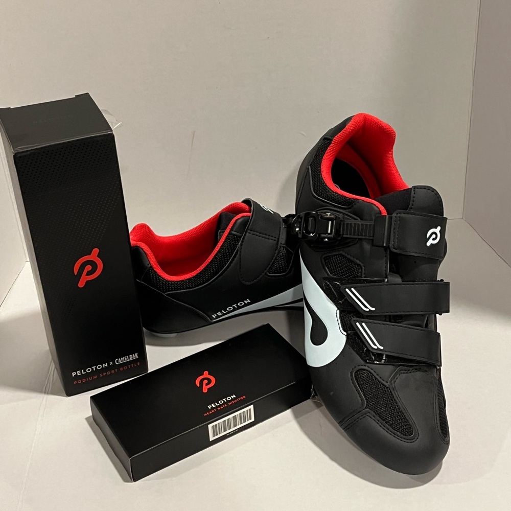 Men’s peloton shoes size 13 / 47 plus extras